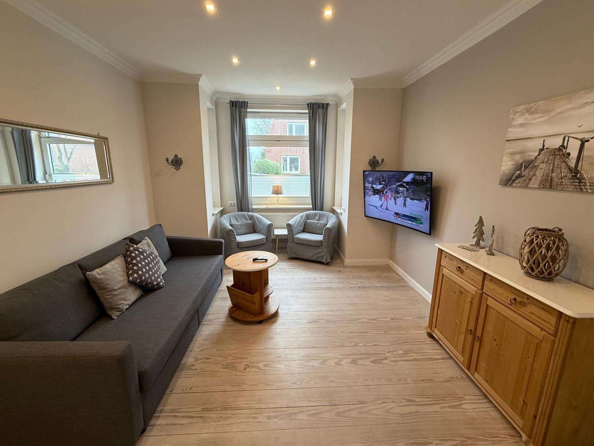 Ferienwohnung „Opa'S Tohuus“Mit Fahrraedern, Husum Husum  Kültér fotó